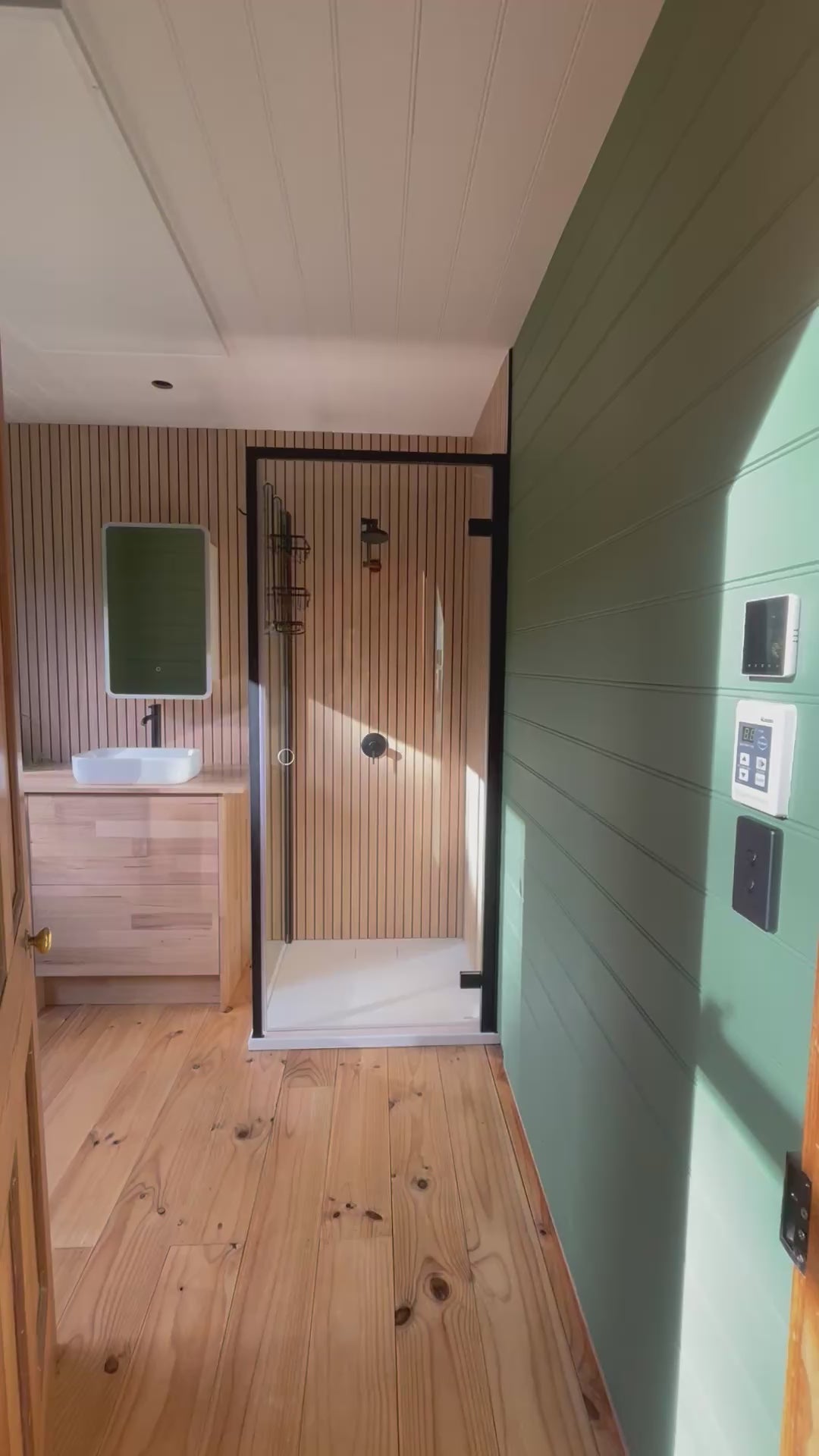 マンウォルページ Scandipanel Bright Oak Wall Panel Tiles - WPW™
